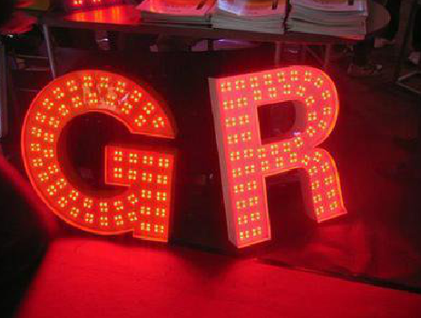 射洪LED发光字常见的安装误区。